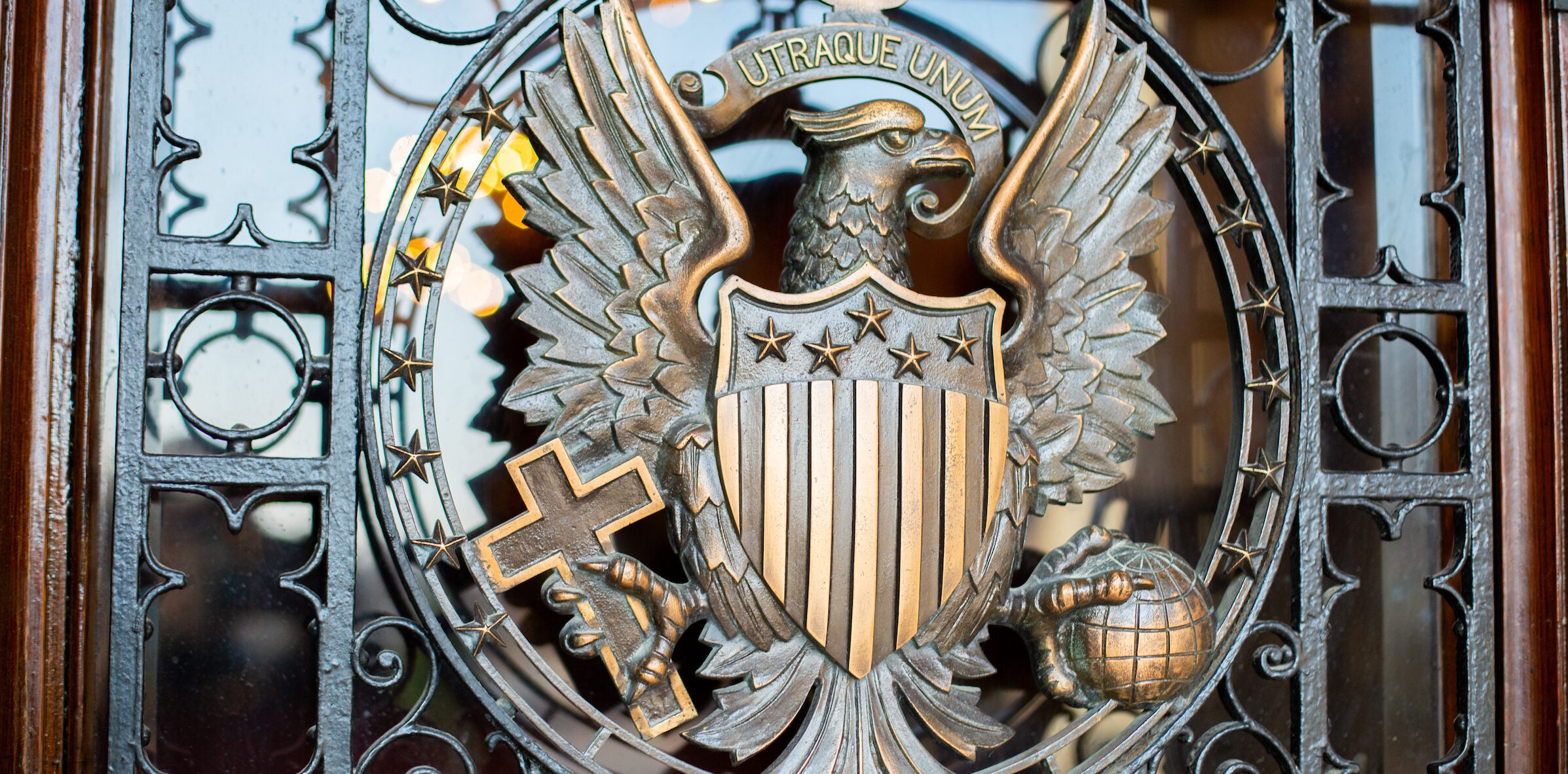 GU Seal on the door of Healy Hall